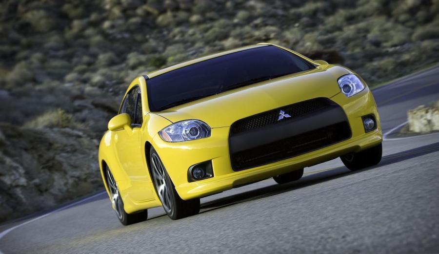  Mitsubishi Eclipse 2009 года  (фото 3 из 205)